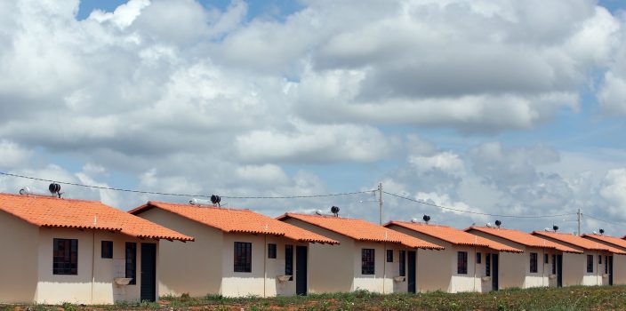 BP Ministerio das Cidades desautoriza CEF financiar Minha Casa Minha Vida 002 704x350