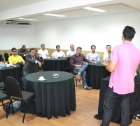 SINDIMOVEIS REALIZA CAFÉ DA MANHÃ IMOBILIÁRIO